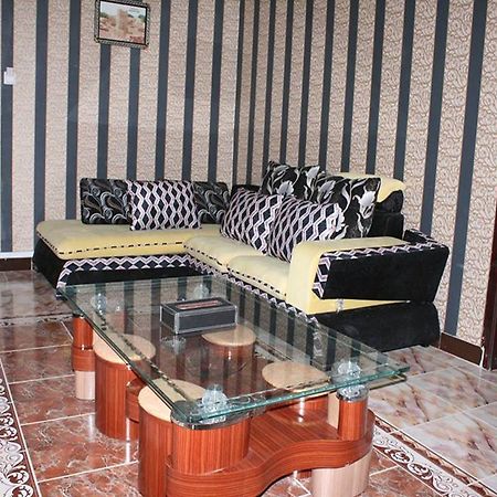 Royal Suites Hotel Нуакшот Екстер'єр фото