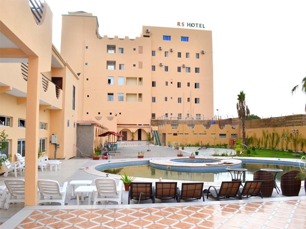 Royal Suites Hotel Нуакшот Екстер'єр фото