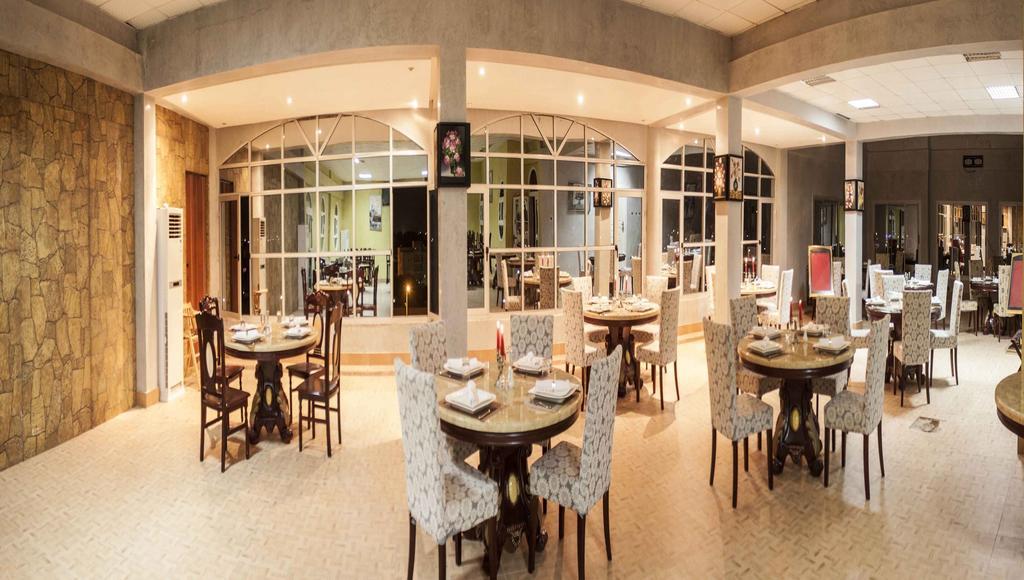 Royal Suites Hotel Нуакшот Екстер'єр фото