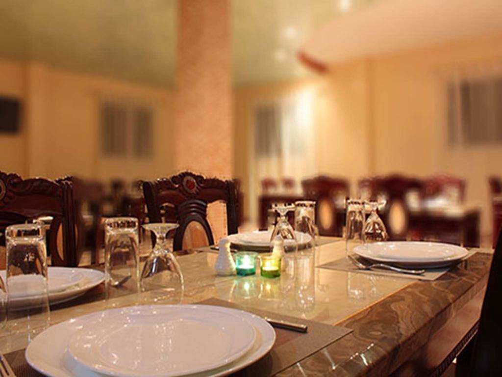 Royal Suites Hotel Нуакшот Екстер'єр фото